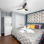 Houston Retreat Near Museums And Stadiums