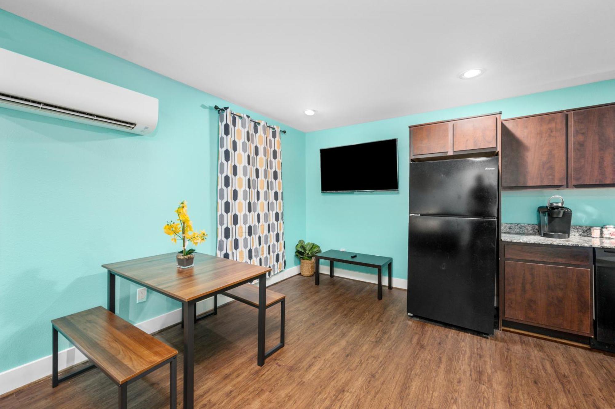 Retreat Near Museums And Stadiums Apartment